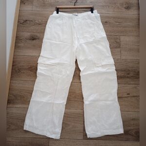 Abercrombie and Fitch X Tia Booth - White Linen Blend Cargo Pant - M LONG